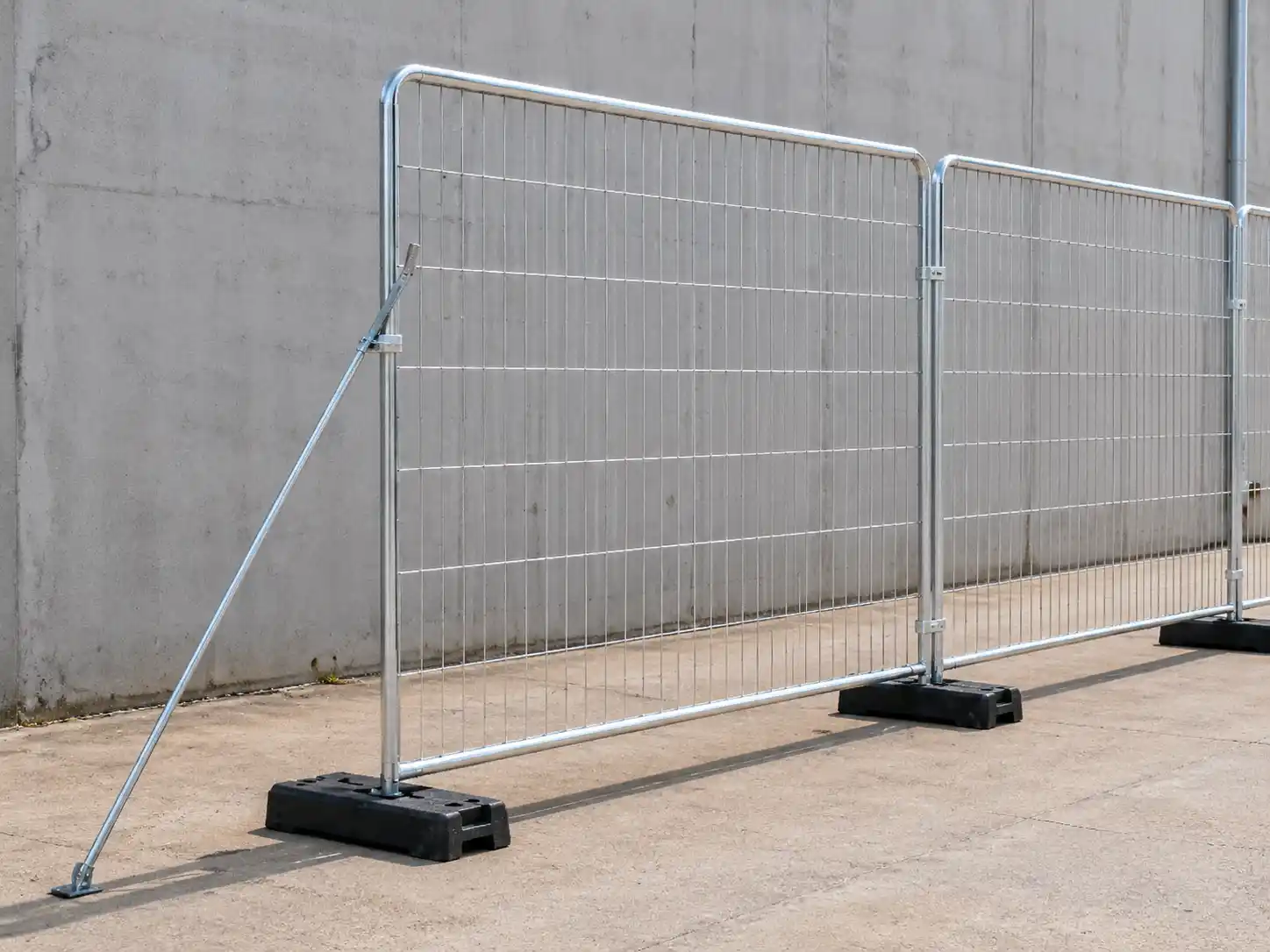 Temporary fencing Australia style with support braces